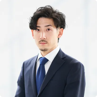 安達 飛希